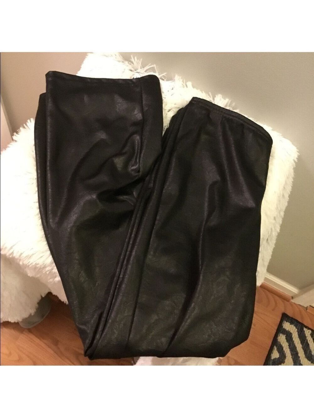 La Gold Faux leather like pant medium